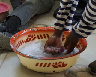 Washing hands before eating